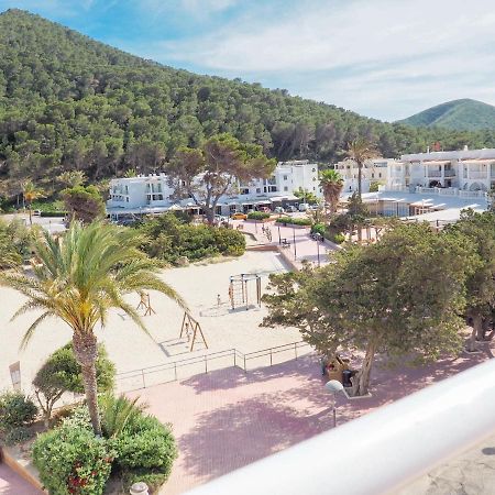 Apartamentos Cala Llonga 칼라 이온가 외부 사진