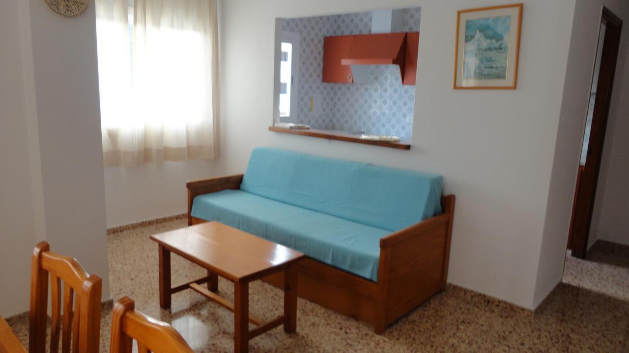 Apartamentos Cala Llonga 칼라 이온가 외부 사진
